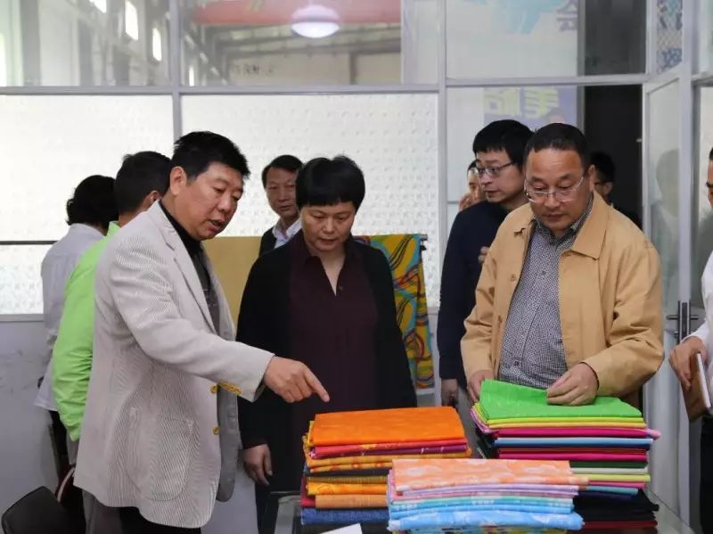 Xu Ruijun, Director Penitus Rerum Industry Department of Hangzhou Municipalis Commissio Oeconomiae et Technologiae Informationis, visitavit et gubernavit Meige